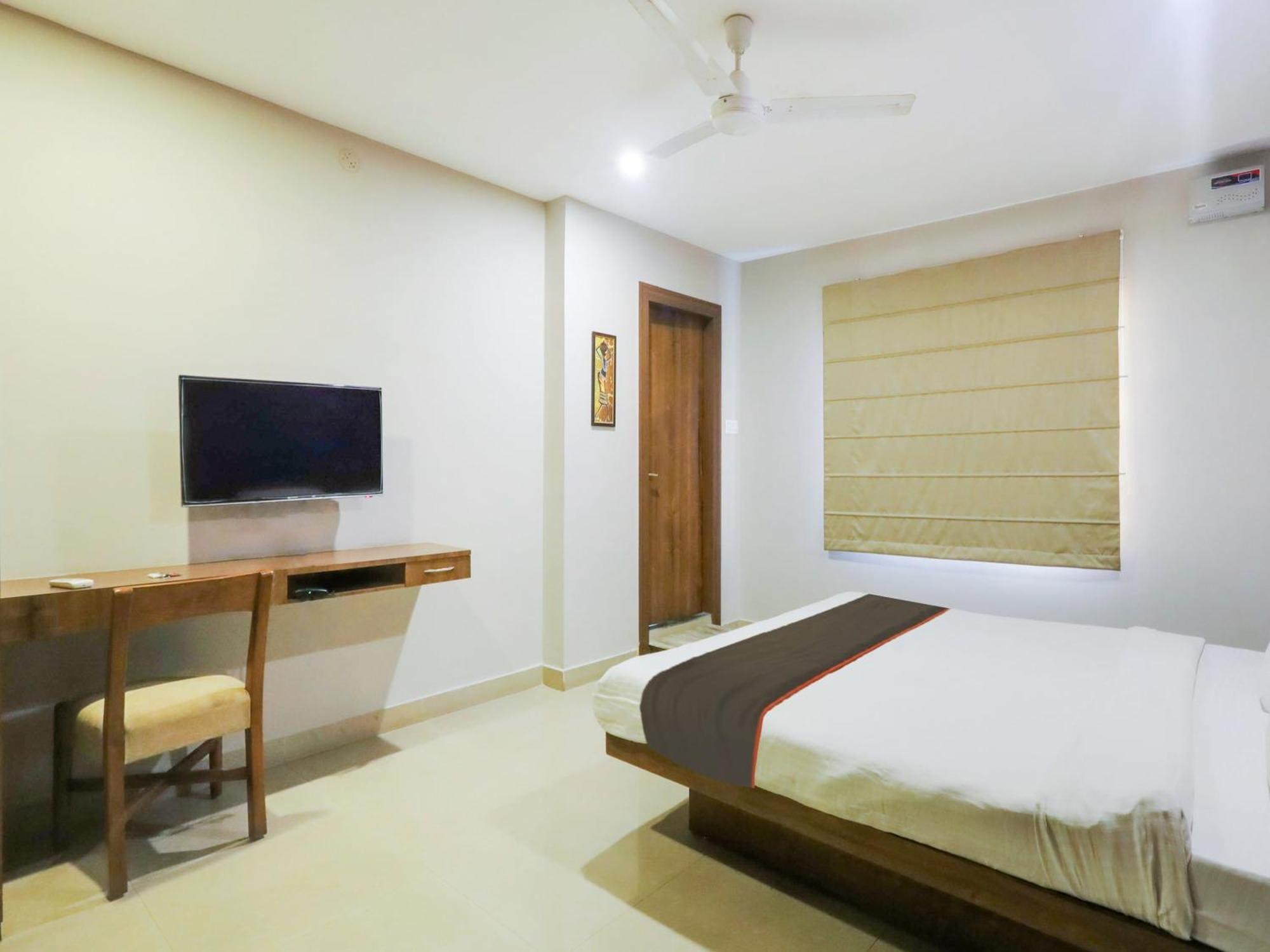 Hotel O Nirvana Lodge Guwahati Exterior foto