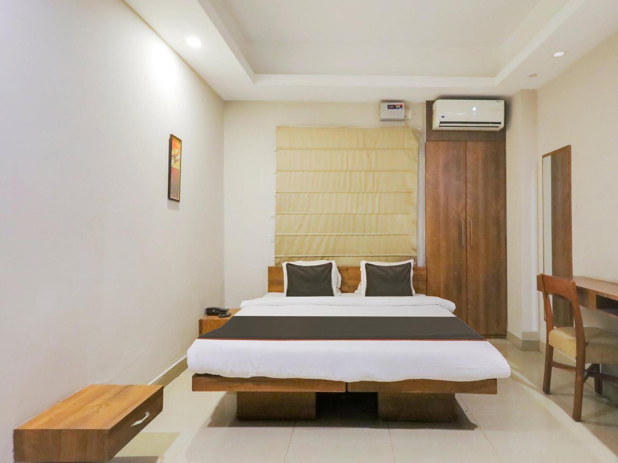 Hotel O Nirvana Lodge Guwahati Exterior foto